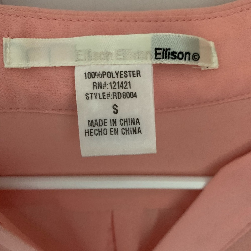 Pink shirt - Picture 3 of 3